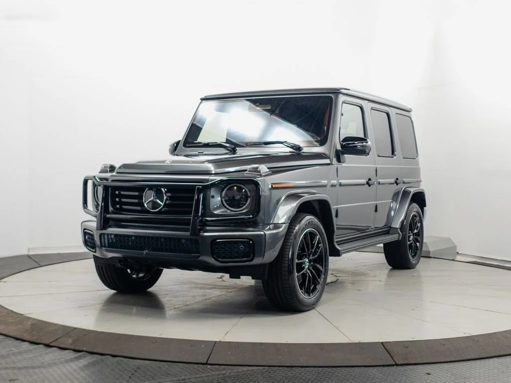 Certified Used 2025 MANUFAKTUR Graphite Metallic Mercedes-Benz G 550 image 3