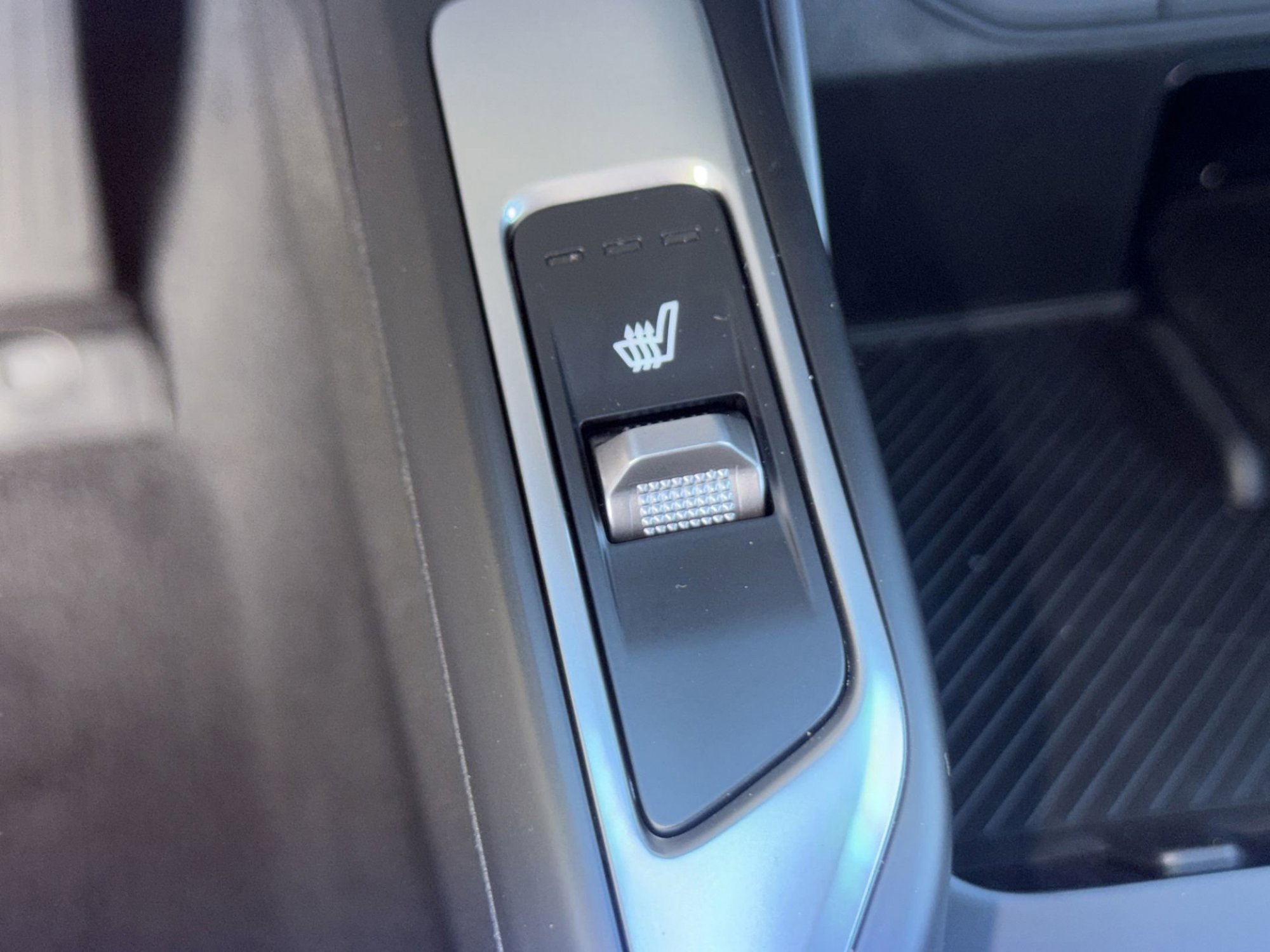 New 2026 Wolf Gray Kia S image 21