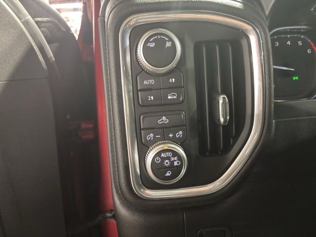 Used 2019 Red GMC SLE image 27