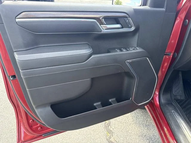 Used 2023 Red Chevrolet RST image 18