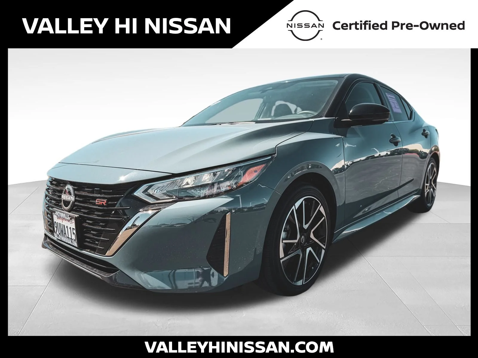 Used 2025 Gray Nissan SR image 3