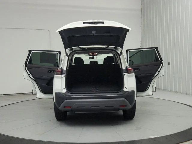 Used 2023 White Nissan SV image 15
