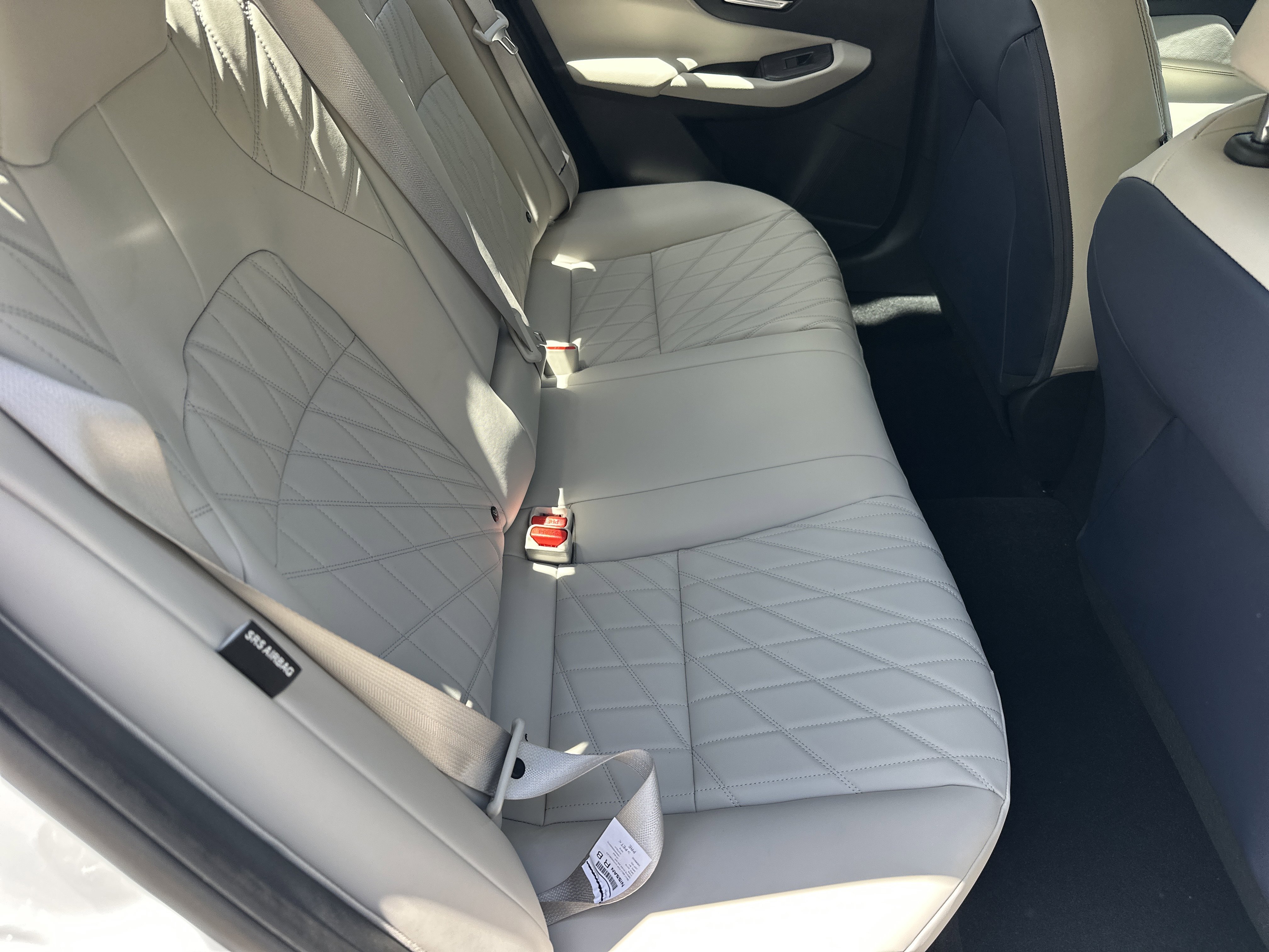New 2026 Aspen White Tricoat Nissan SL image 16