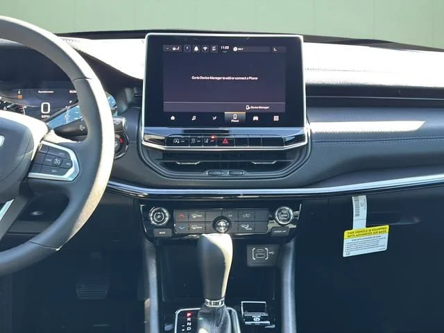 New 2026 White/off-white Jeep Latitude image 24