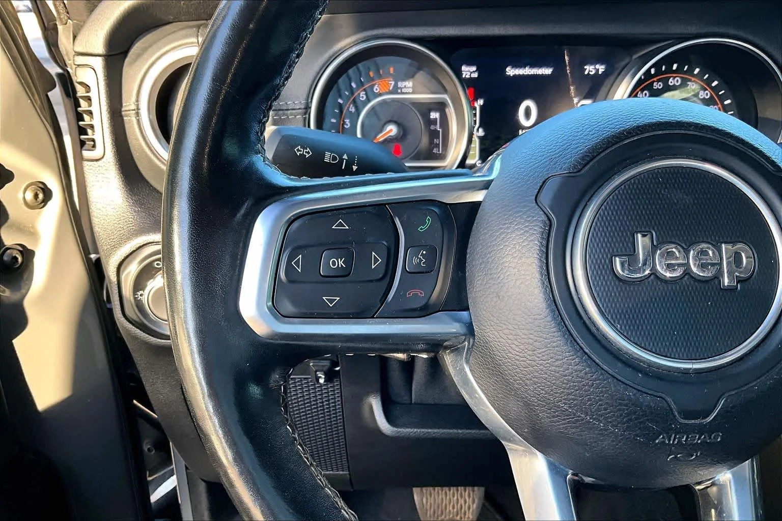 Used 2020 Sting-Gray Clearcoat Jeep Sahara image 24