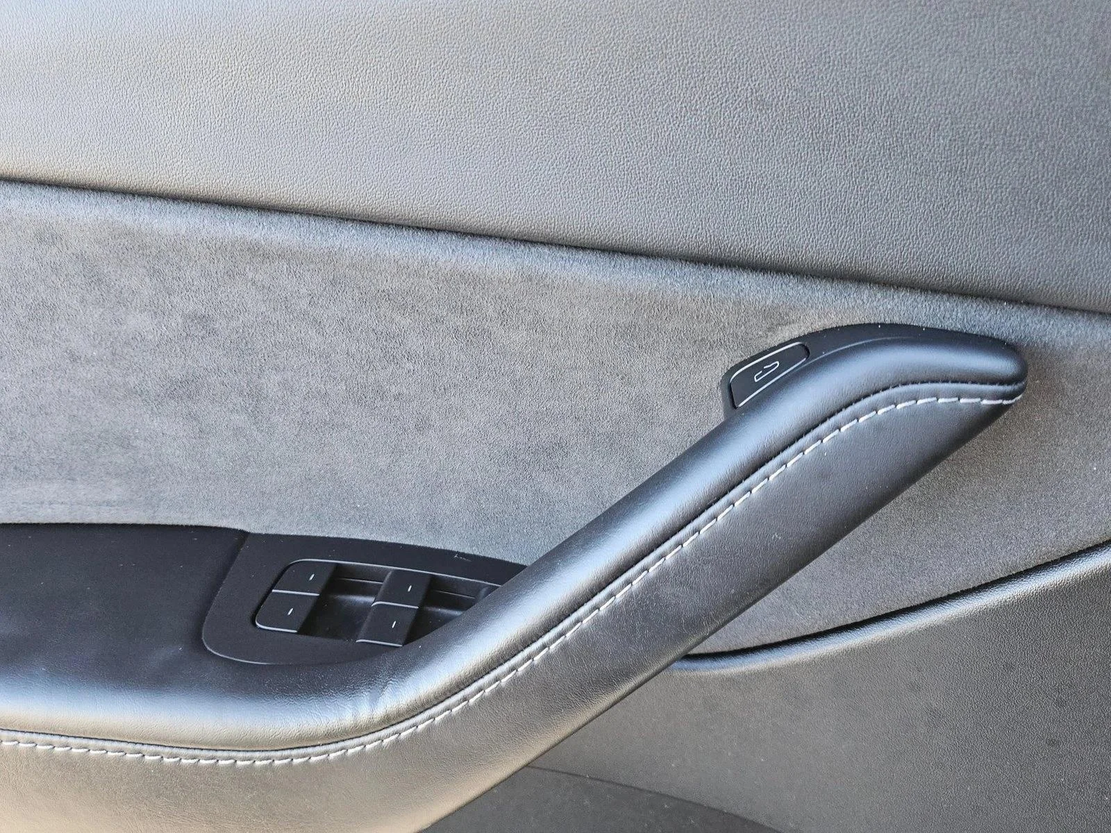 Used 2021 Pearl White Multi- Tesla Long Range image 10