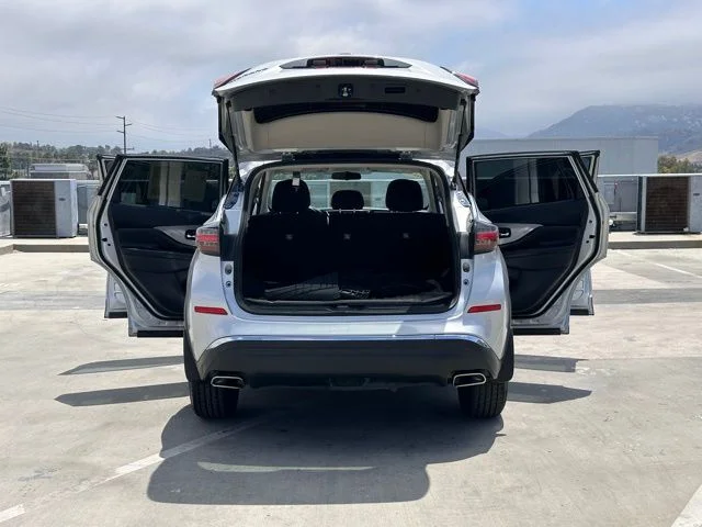 Used 2019 Silver Nissan S image 27