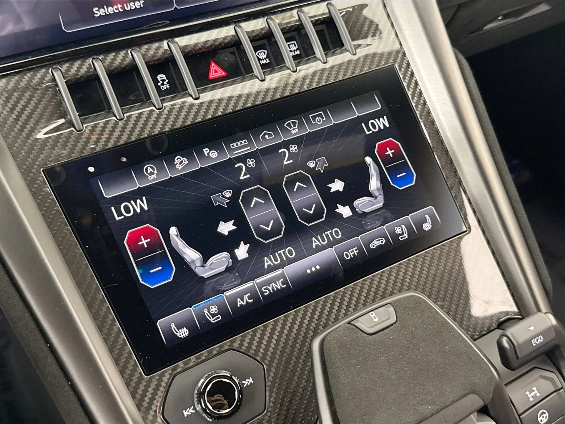 Used 2024 Nero Noctis Metallic Lamborghini Performante image 12