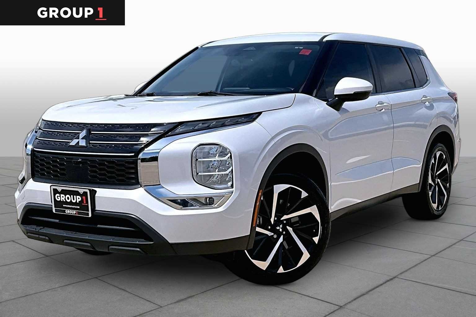 2022 Mitsubishi Outlander ES