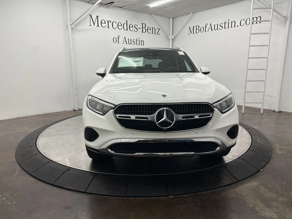 Used 2026 White Mercedes-Benz GLC 300 image 2