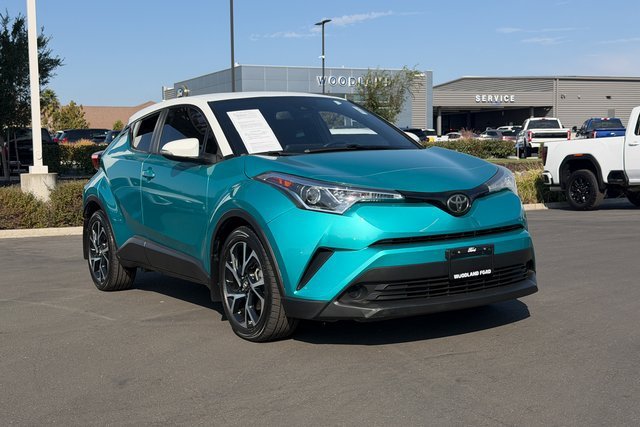 Used 2018 Teal Green Toyota XLE image 1
