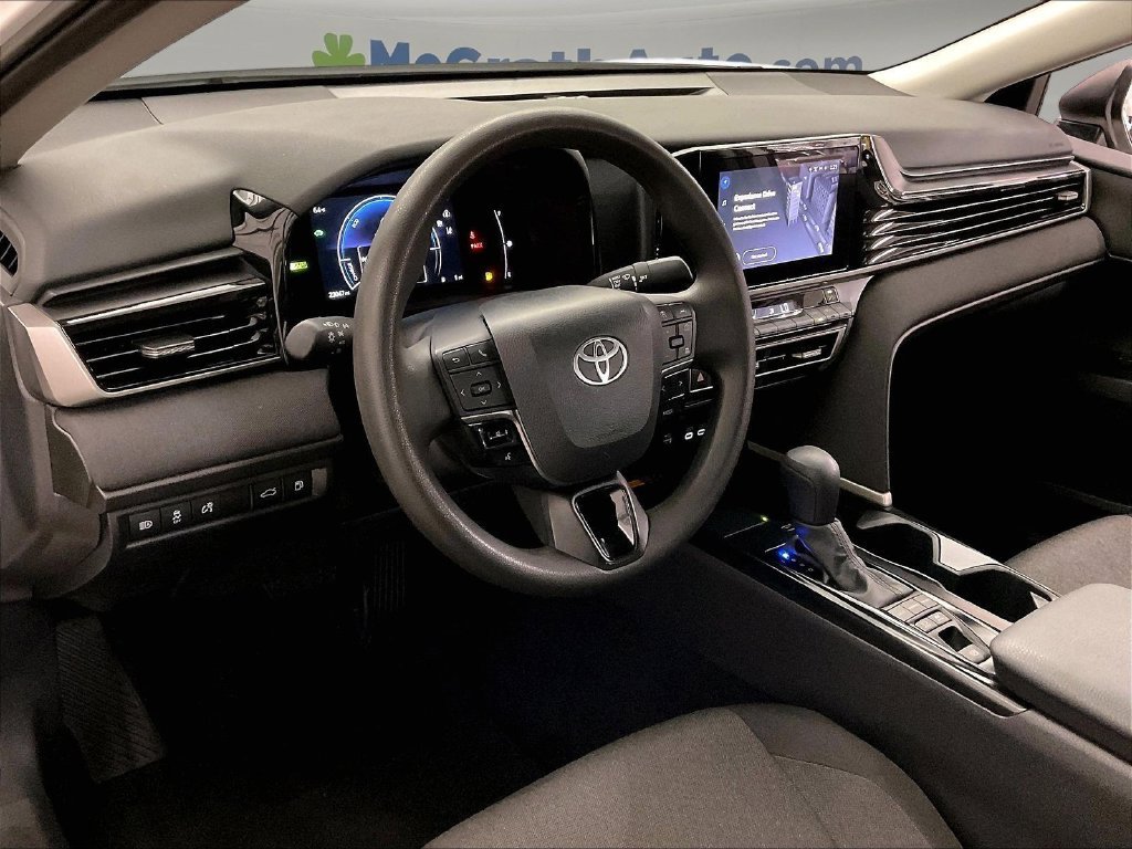 Used 2026 White Toyota LE image 17
