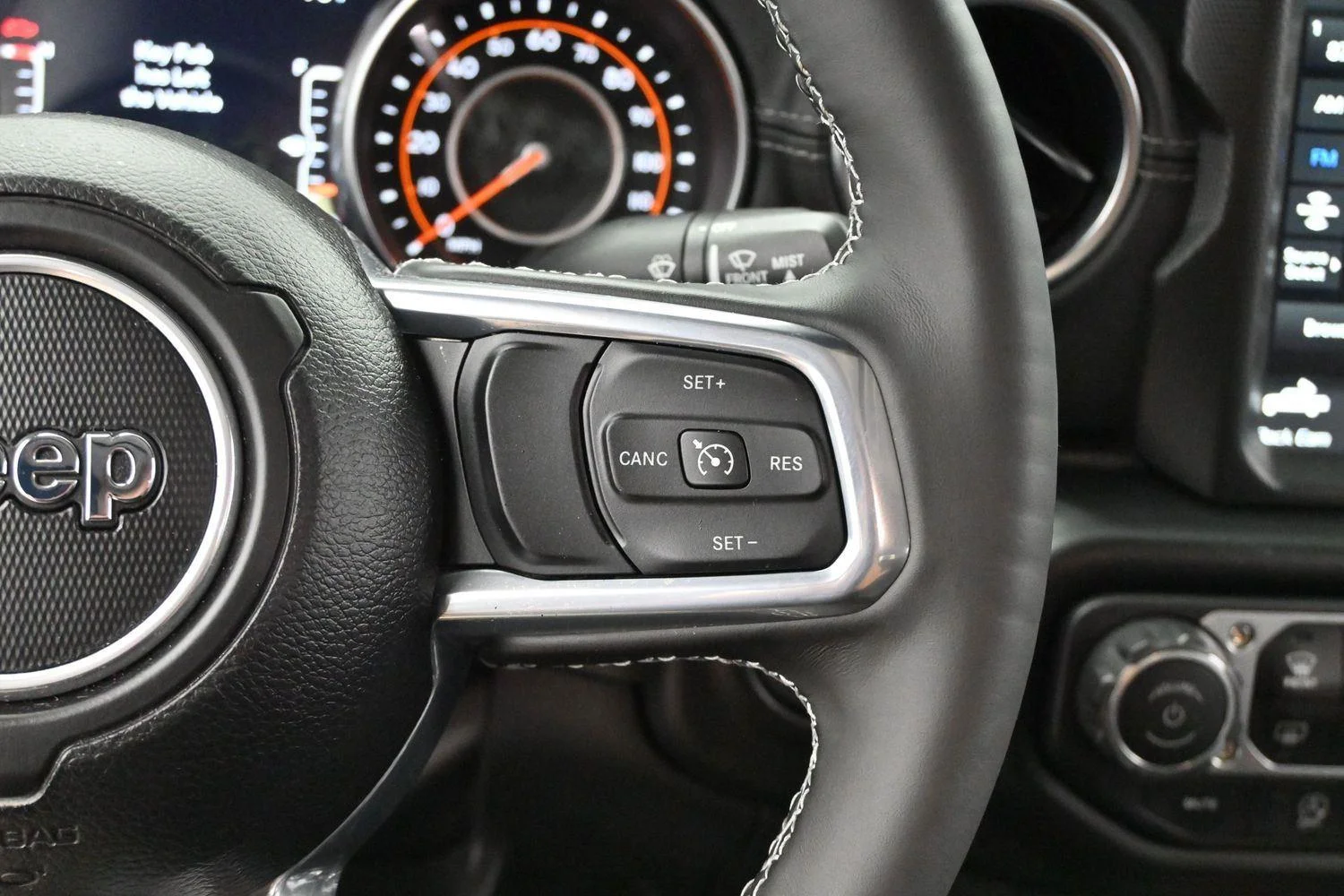 Used 2022 Sting-Gray Clearcoat Jeep Overland image 16