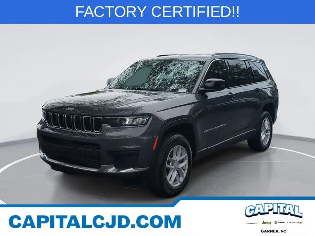 Used 2024 Gray Jeep Laredo image 1