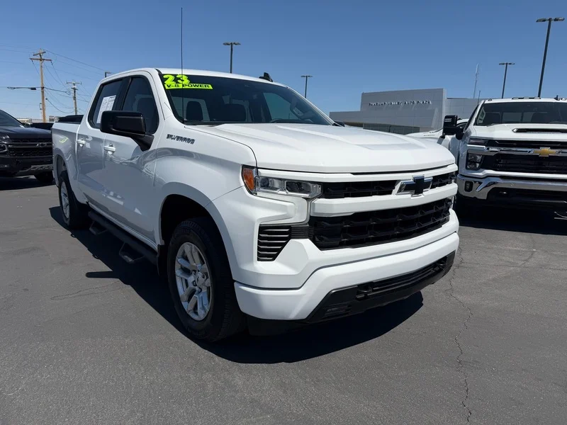 Used 2023 Summit White Chevrolet RST image 1