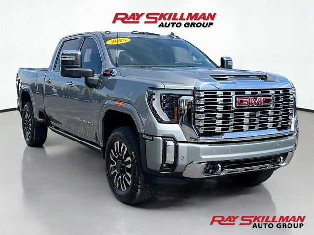 2025 GMC Sierra 4WD Crew Cab Standard Box Denali's photo