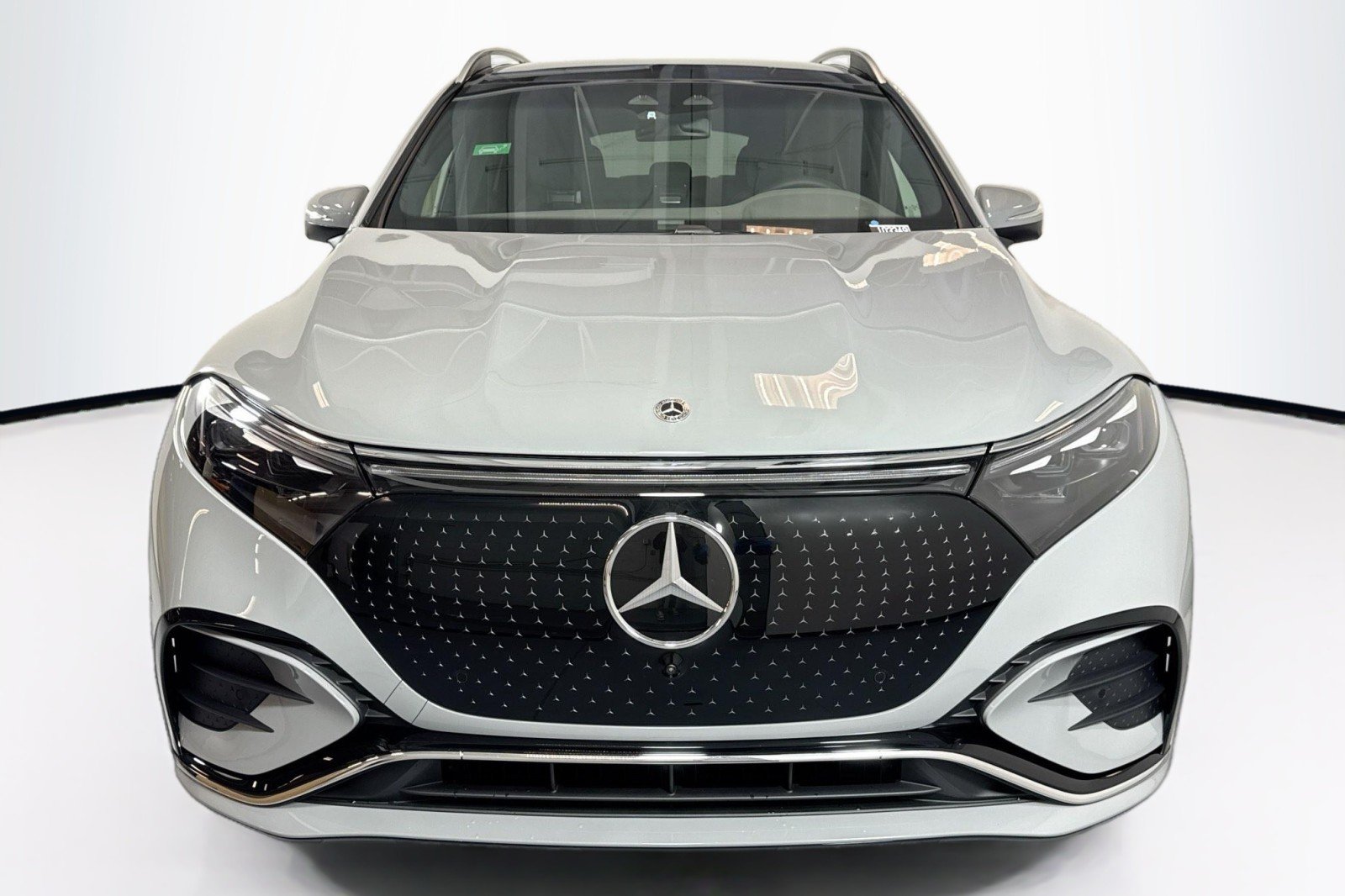 New 2026 MANUFAKTUR Alpine Grey Mercedes-Benz EQS 400 4MATIC® SUV image 2