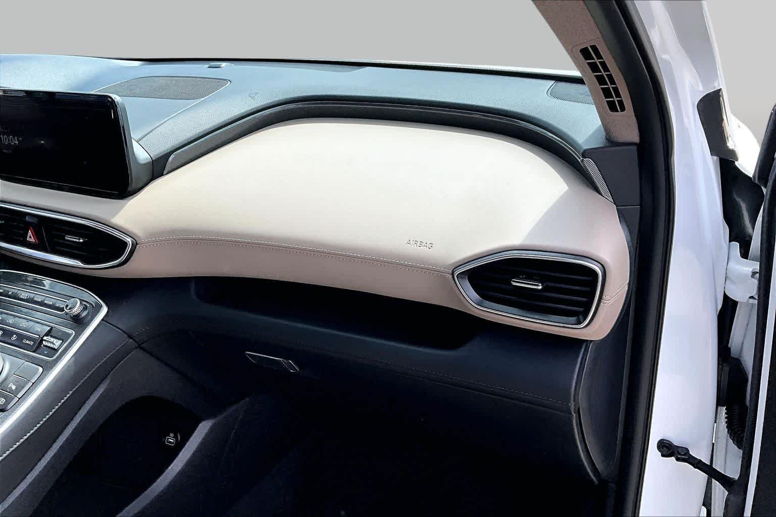 Used 2021 Quartz White Hyundai Limited image 18