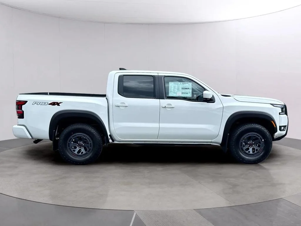 New 2026 Glacier White Nissan PRO-4X image 2
