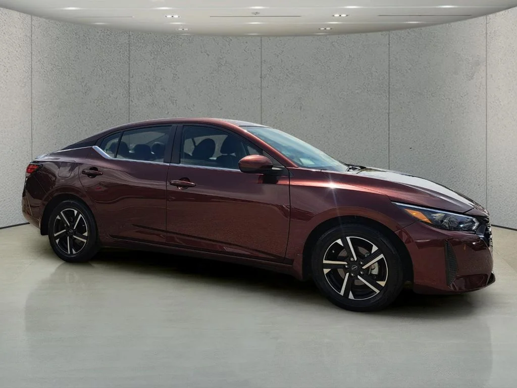 Used 2025 Red Nissan SV image 2