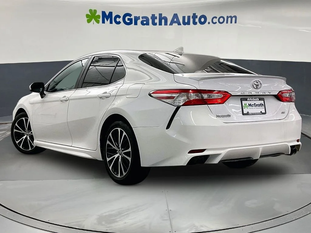 Used 2020 White Toyota SE image 3