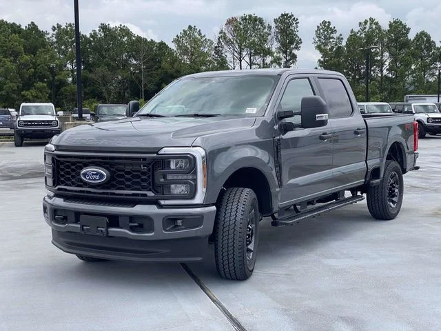 New 2026 Gray Ford XL image 6