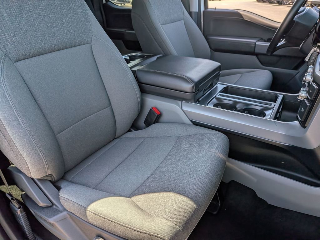 Used 2024 White Ford XLT image 31