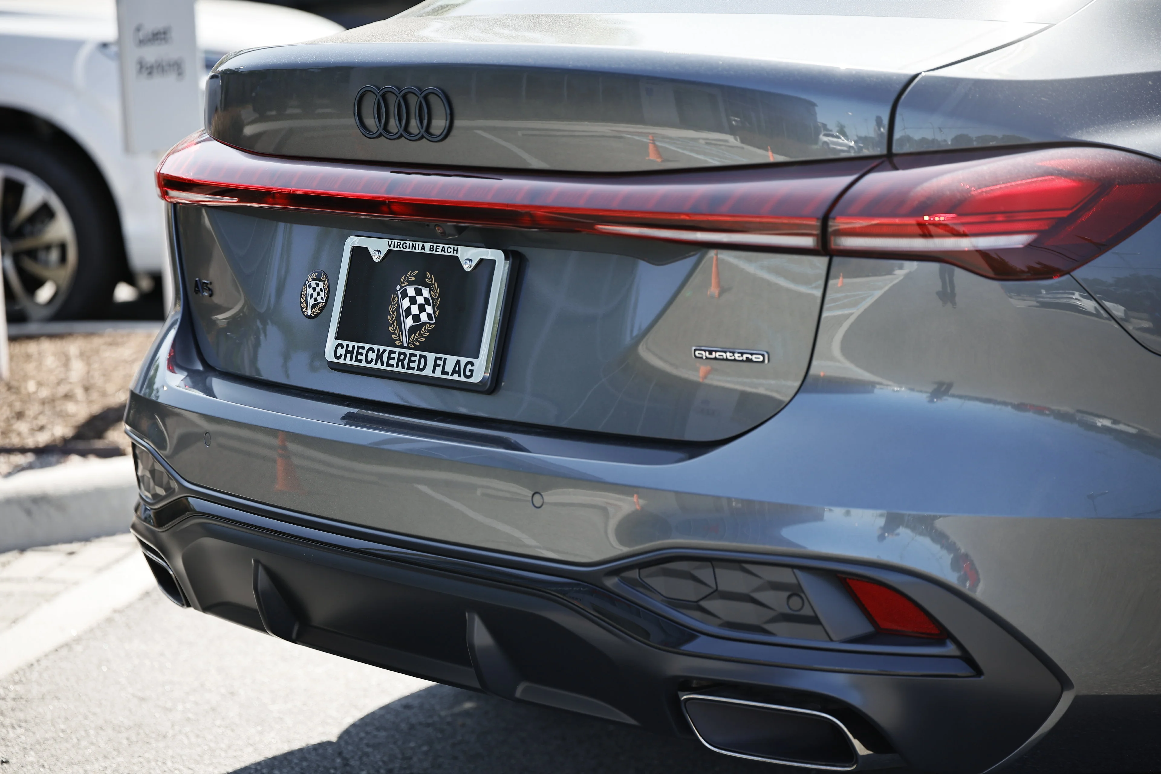 New 2026 Daytona Gray Pearl Effect Audi  image 9