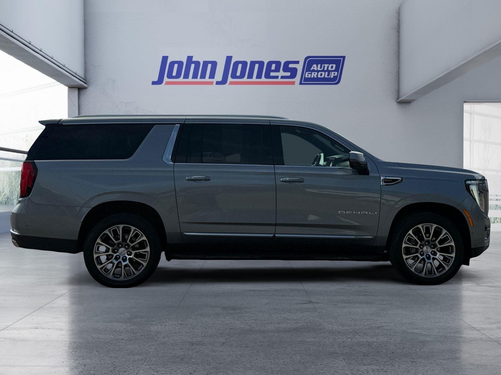 Used 2025 Sterling Metallic GMC Denali image 6