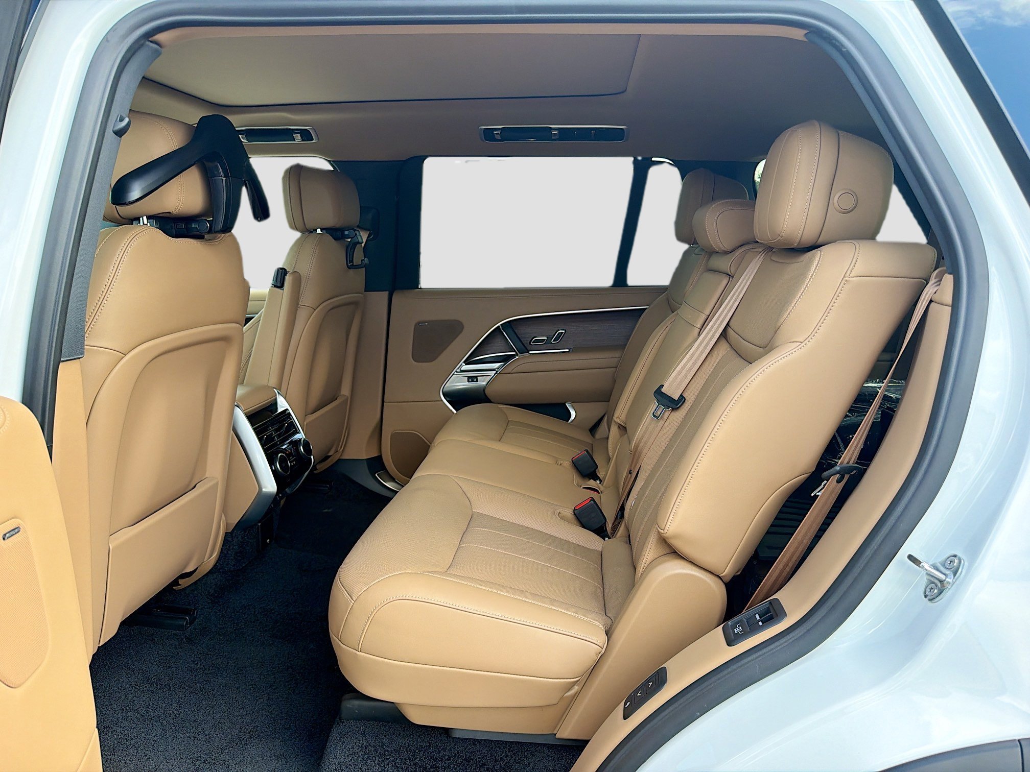 2026 Land Rover Range Rover SE - Photo 22