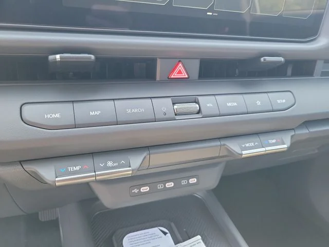 New 2027 Iceberg Green Kia X-Line S image 29