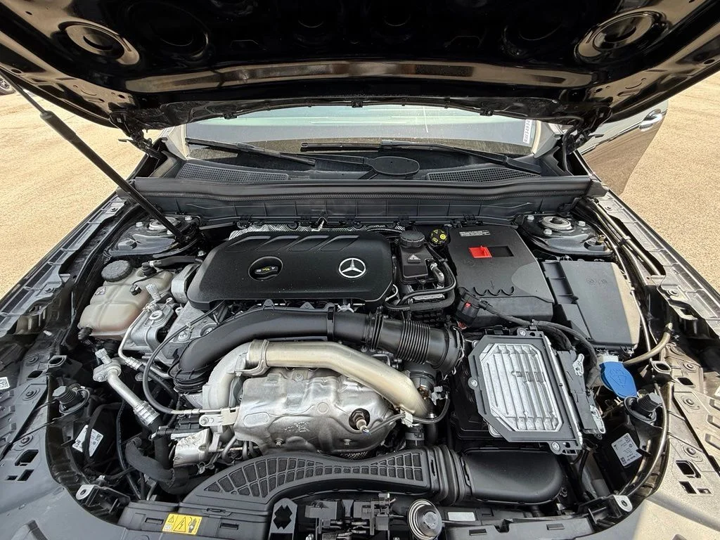 Used 2024 Black Mercedes-Benz GLB 250 image 32