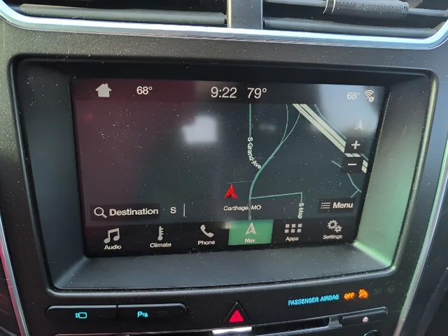 Used 2018 Shadow Black Ford Limited image 15