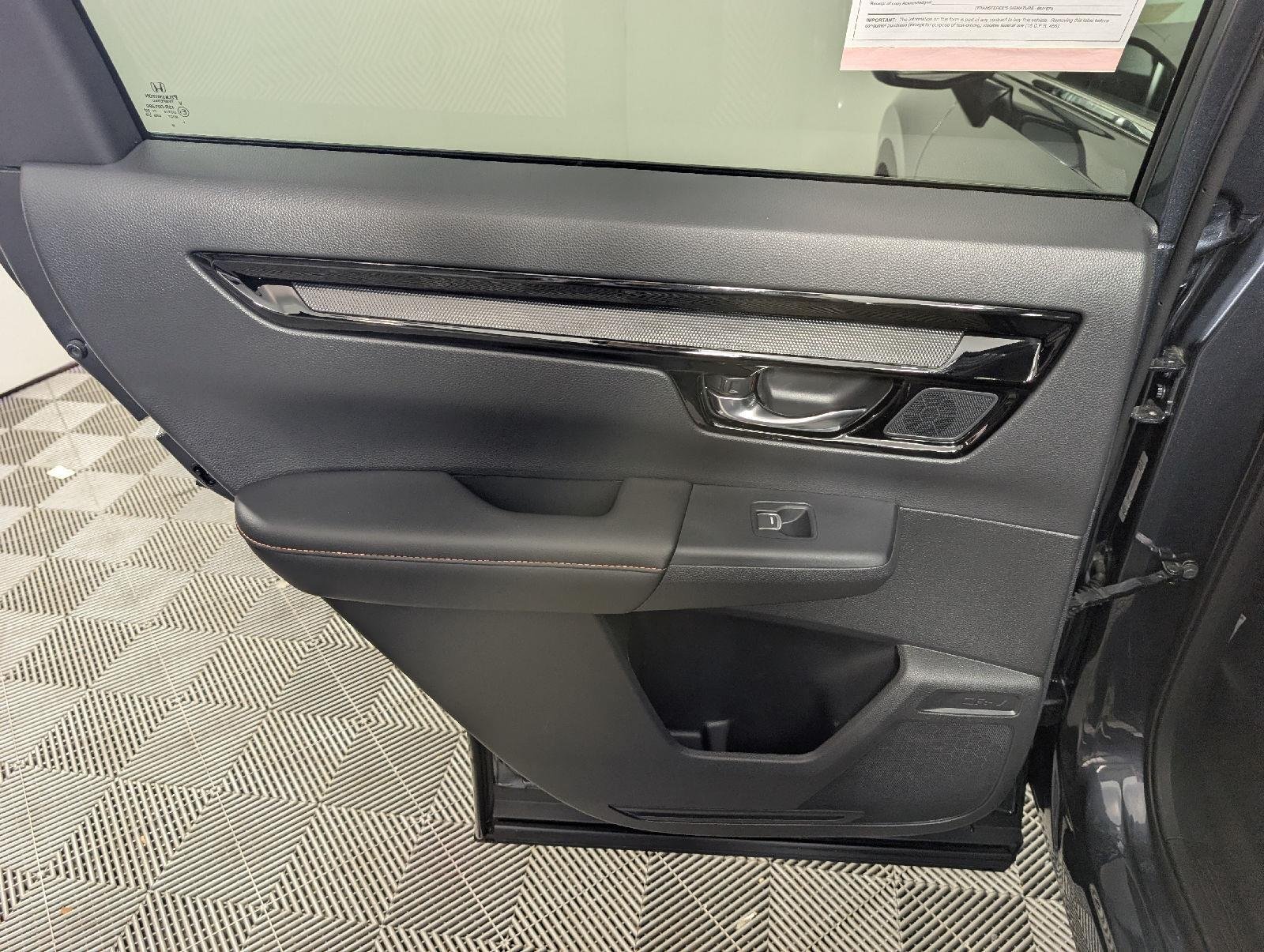 2025 Honda CR-V Sport Touring - Photo 34