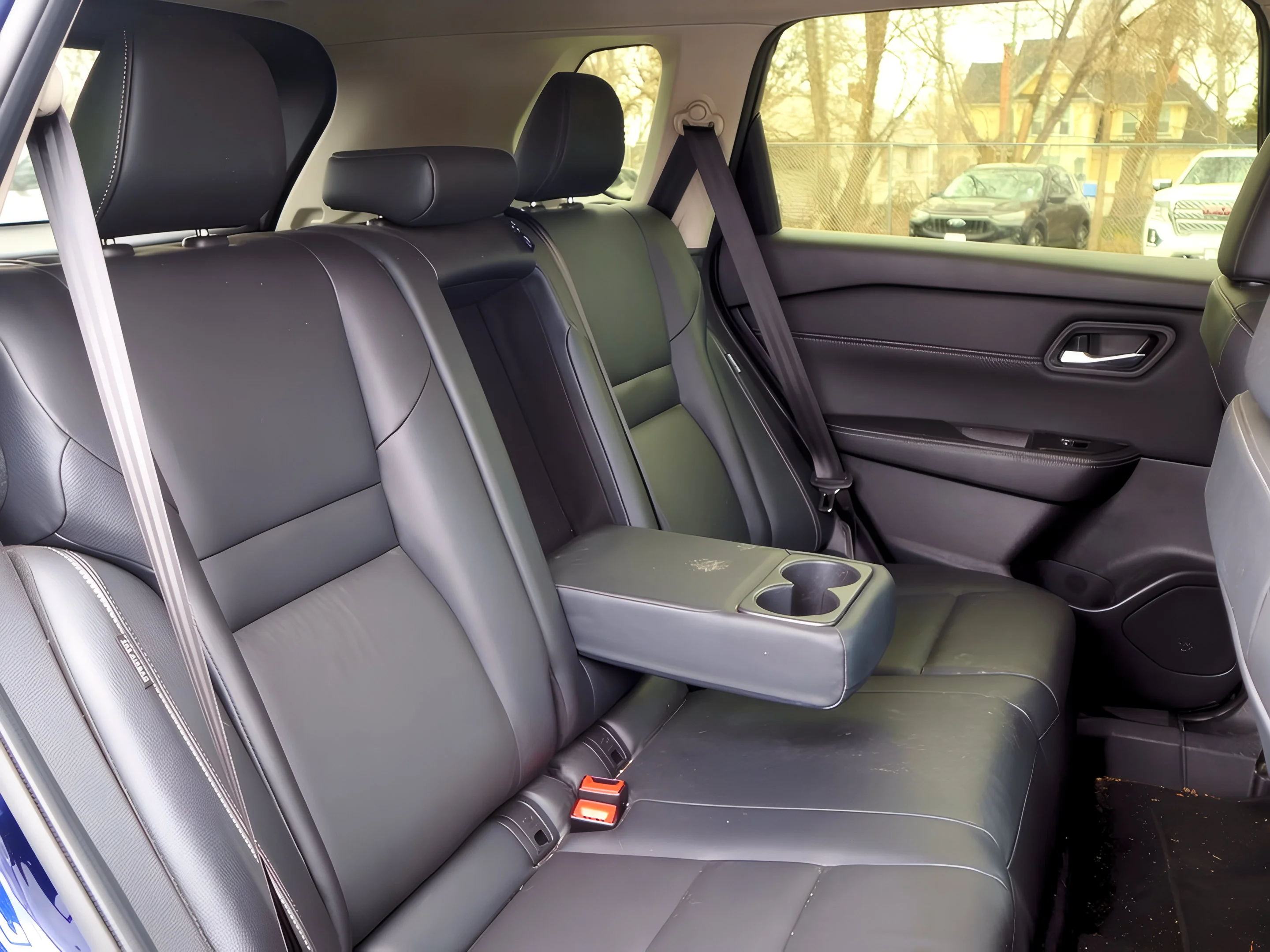2025 Nissan Rogue SL - Photo 26