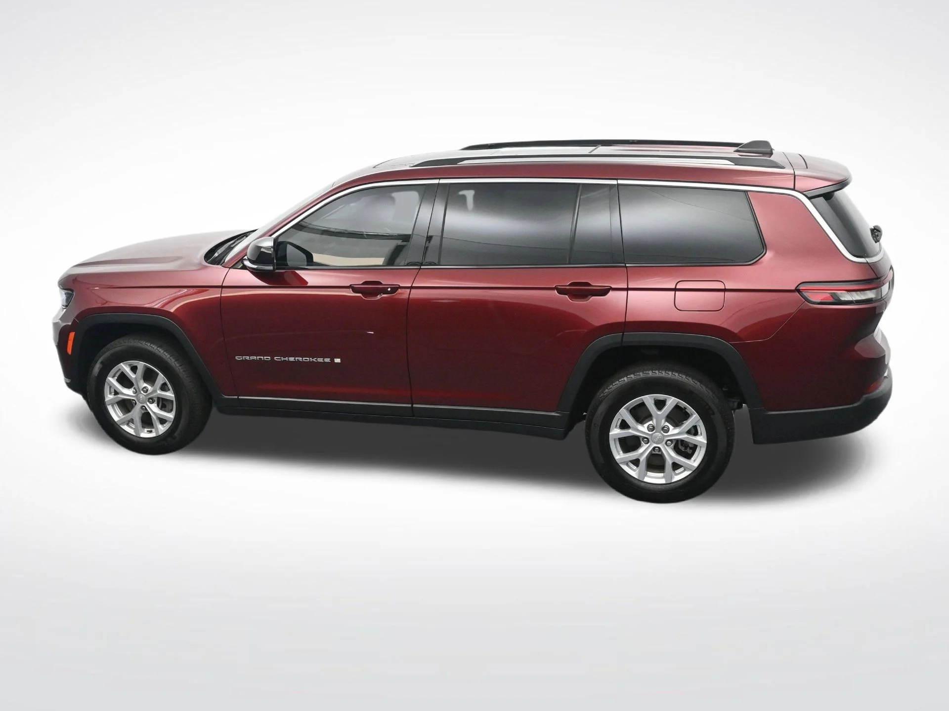 Used 2023 Red Jeep Limited image 29