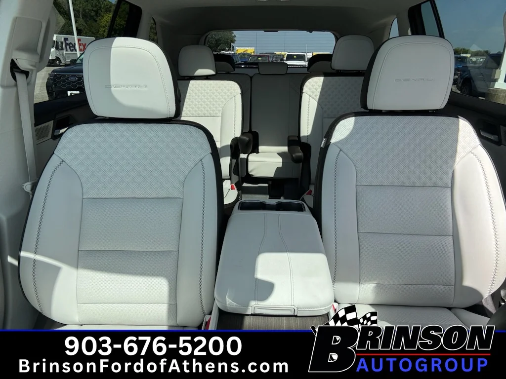 Used 2025 Downpour Metallic GMC FWD Denali image 37
