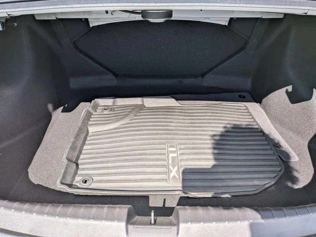 Used 2021  Acura Premium Package image 28