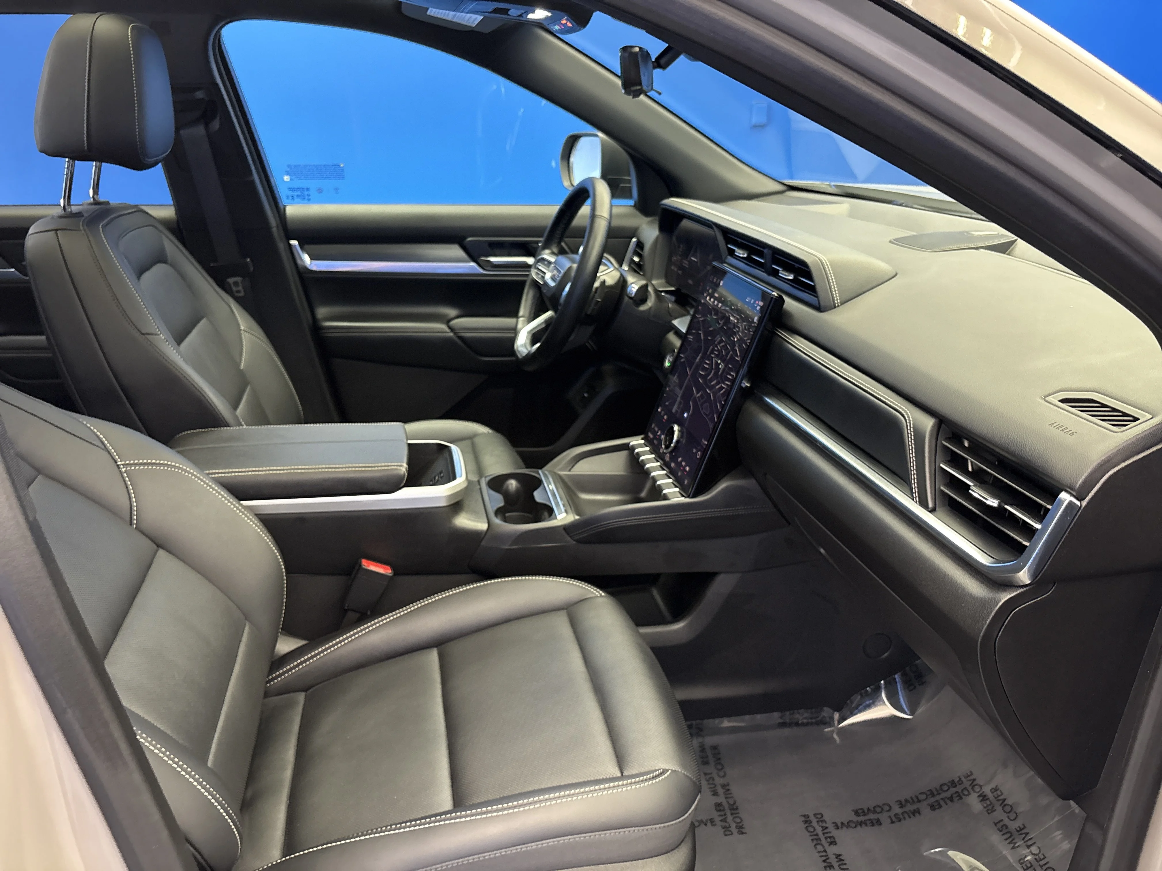 Used 2025 Riverstone Metallic GMC AWD Elevation image 25