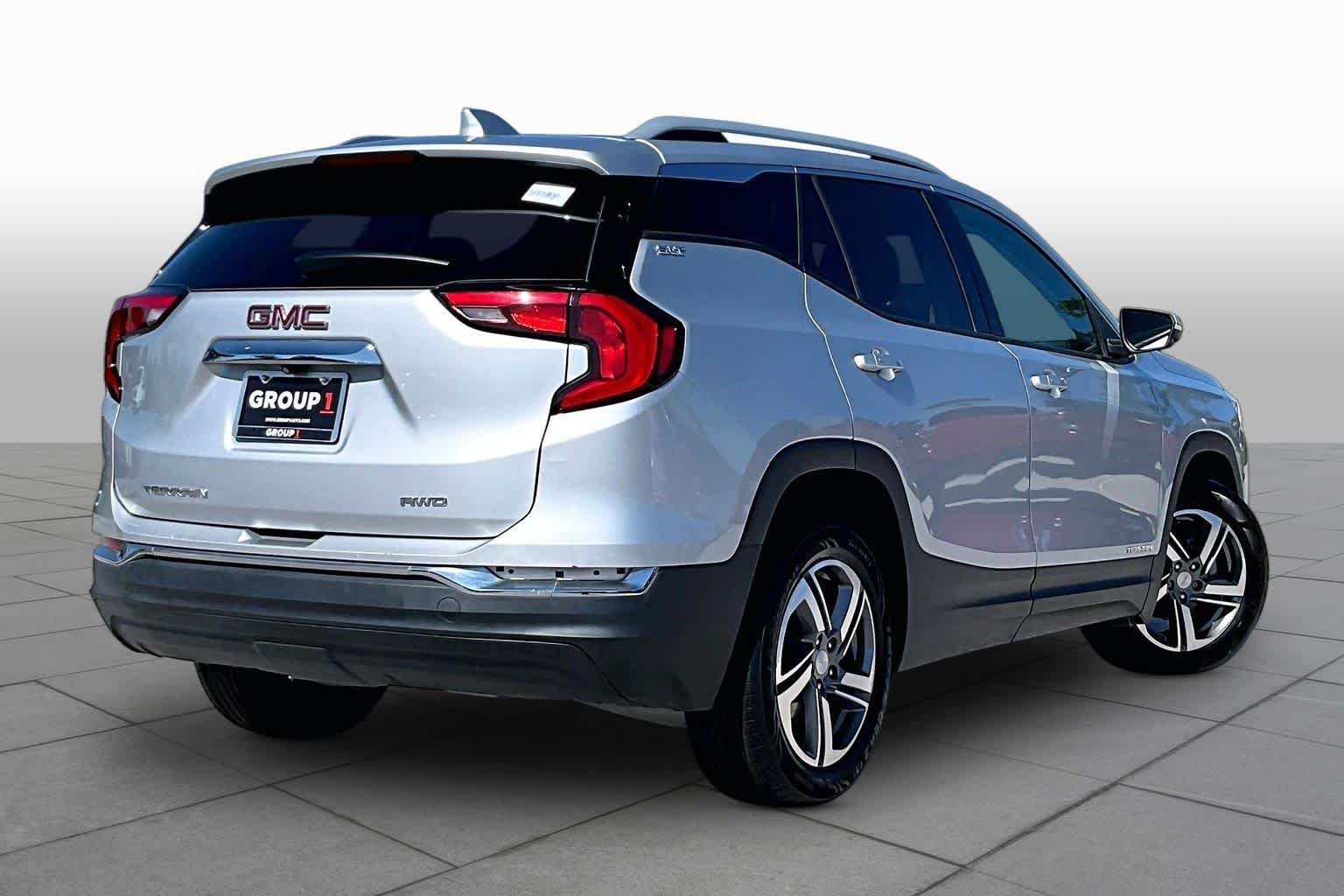 Used 2020 Quicksilver Metallic GMC SLT image 13