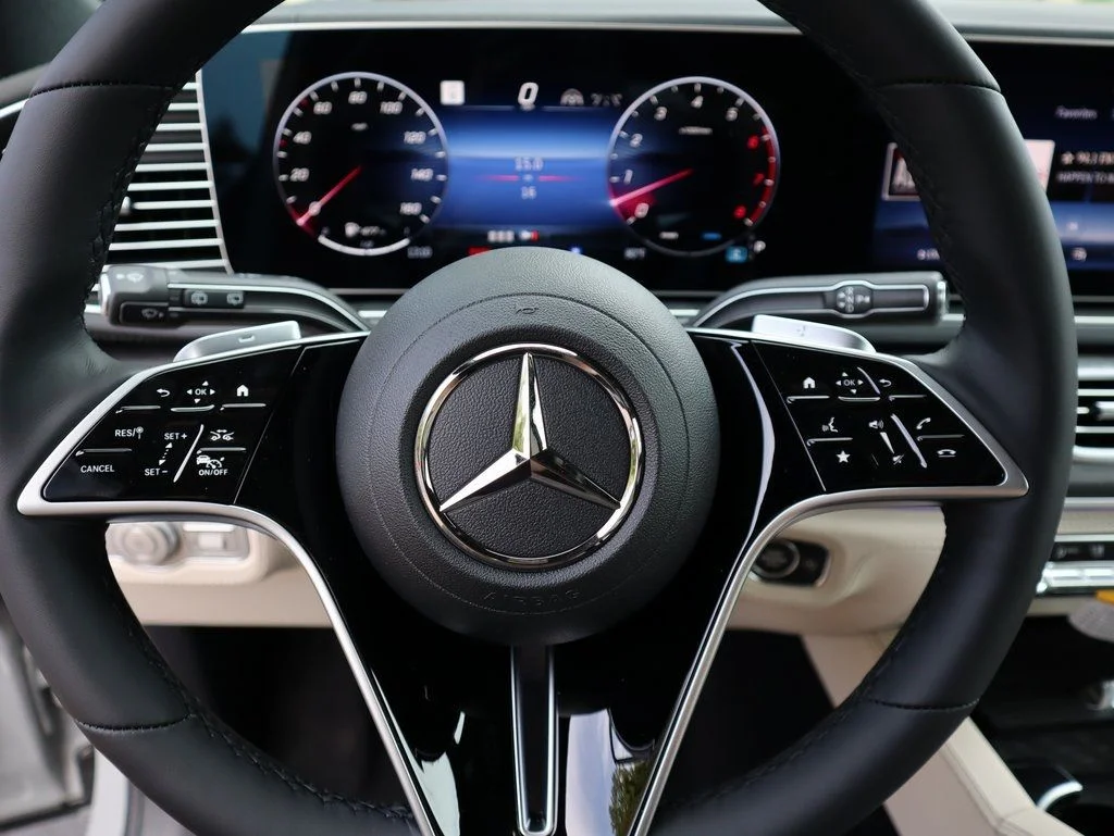 Used 2026 MANUFAKTUR Alpine Gray Mercedes-Benz GLE 450 image 34