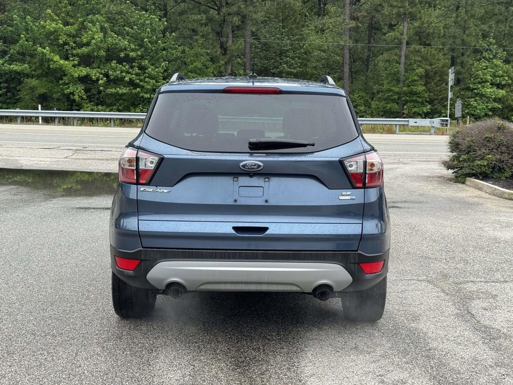Used 2018 Blue Metallic Ford SE image 21