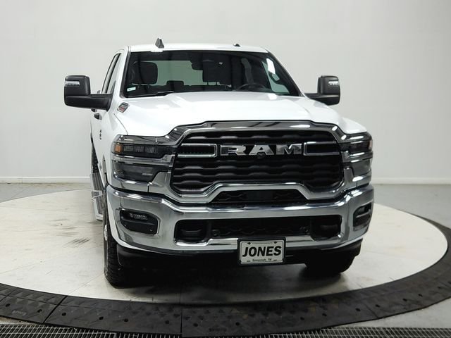 Used 2025 White Ram Big Horn image 3