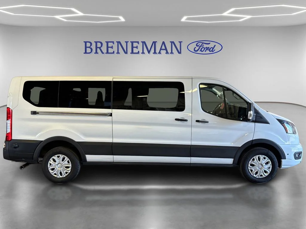 Certified Used 2024 Oxford White Ford XLT image 4