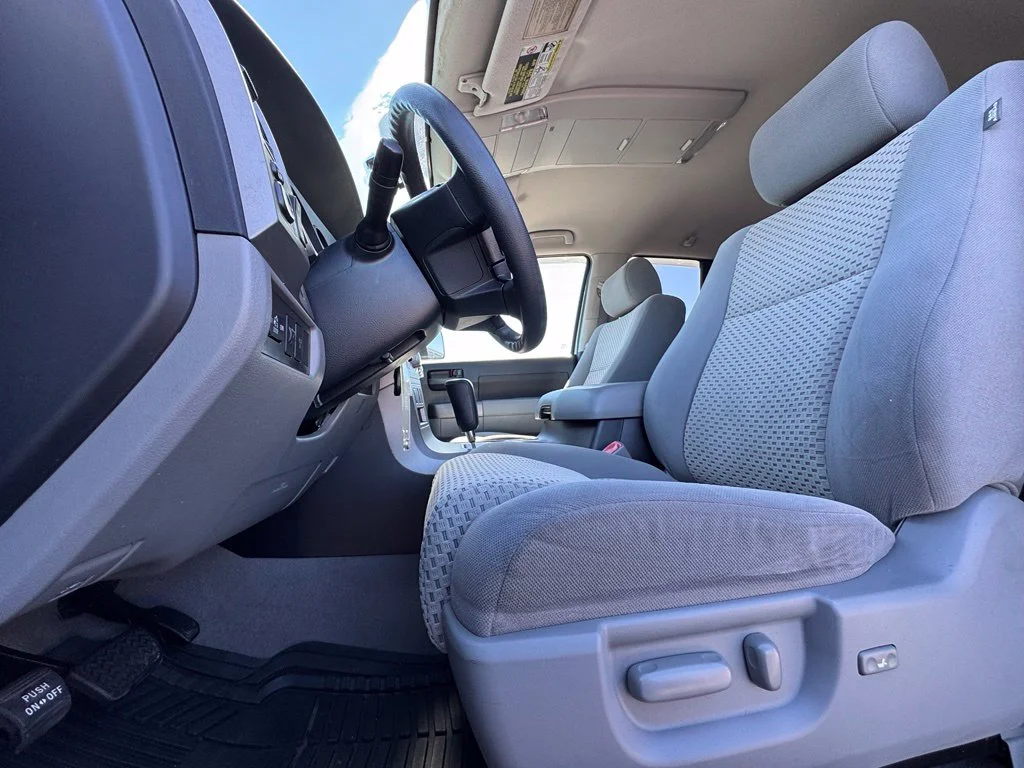 Used 2011 Silver Toyota Grade image 16