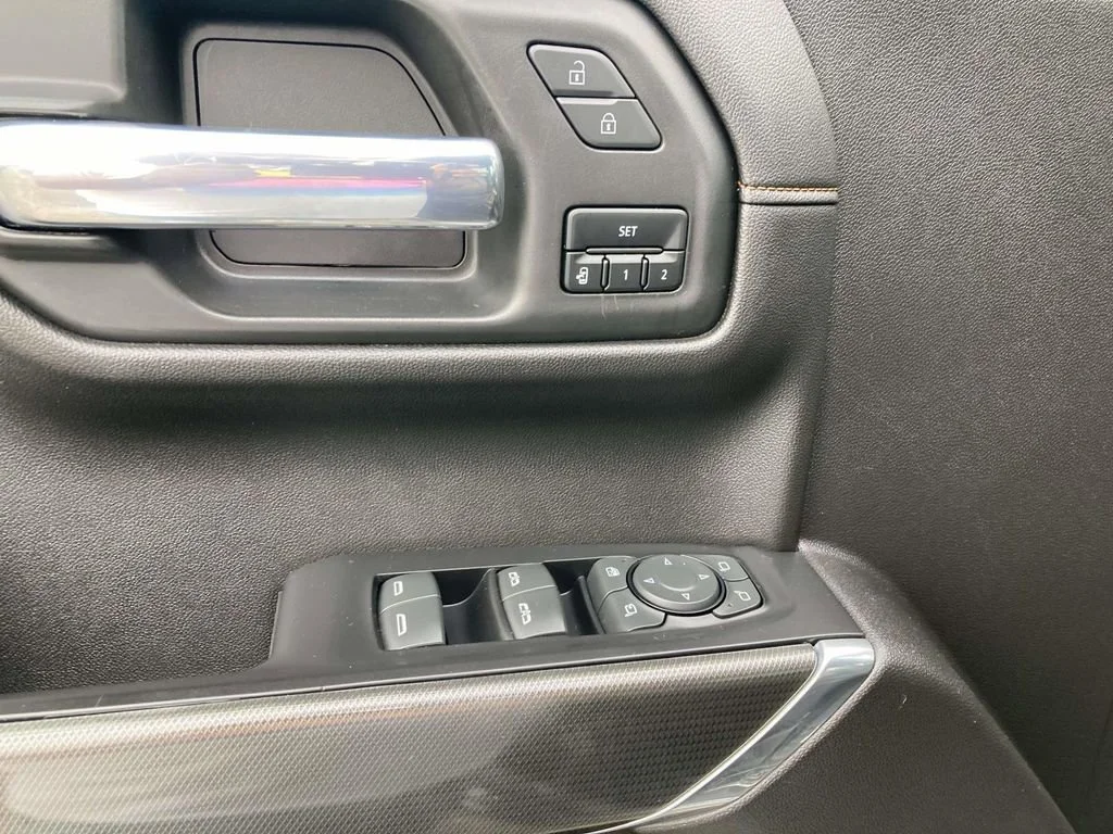 Used 2021 Satin Steel Metallic GMC AT4 image 15