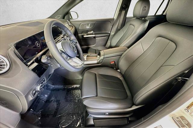 New 2026 Polar White Mercedes-Benz GLA 250 image 48