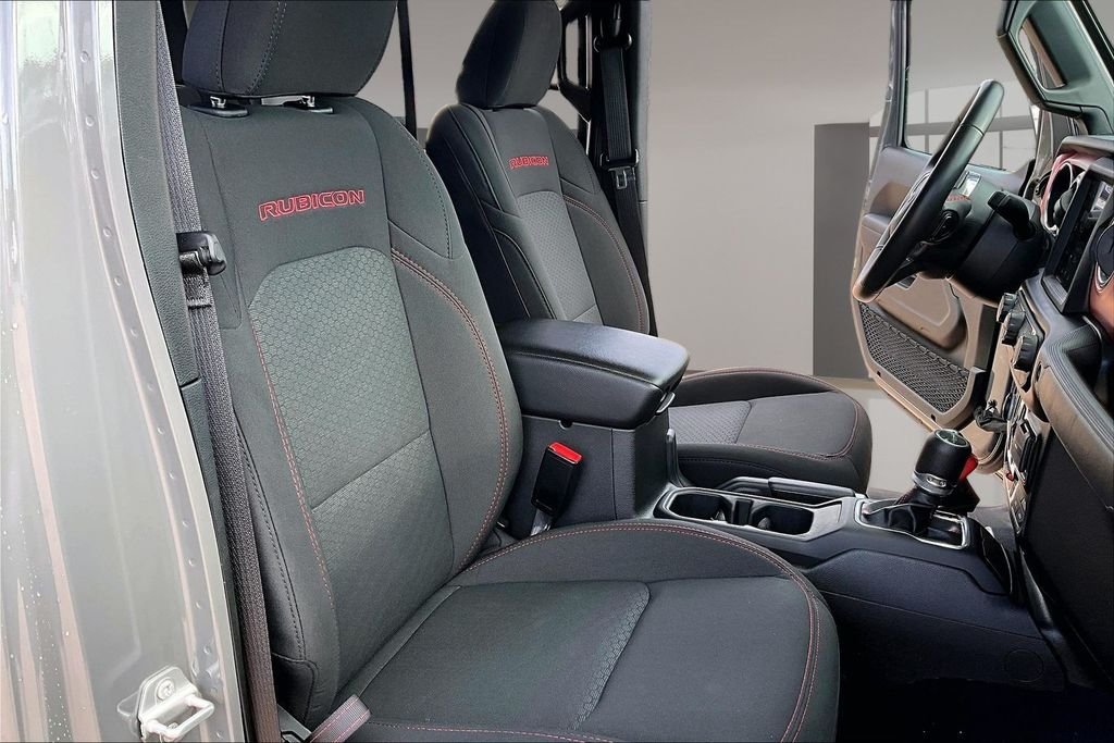 Used 2022 Gray Jeep Rubicon image 7