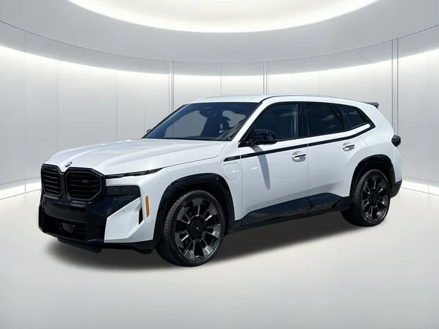 2024 BMW XM -'s photo