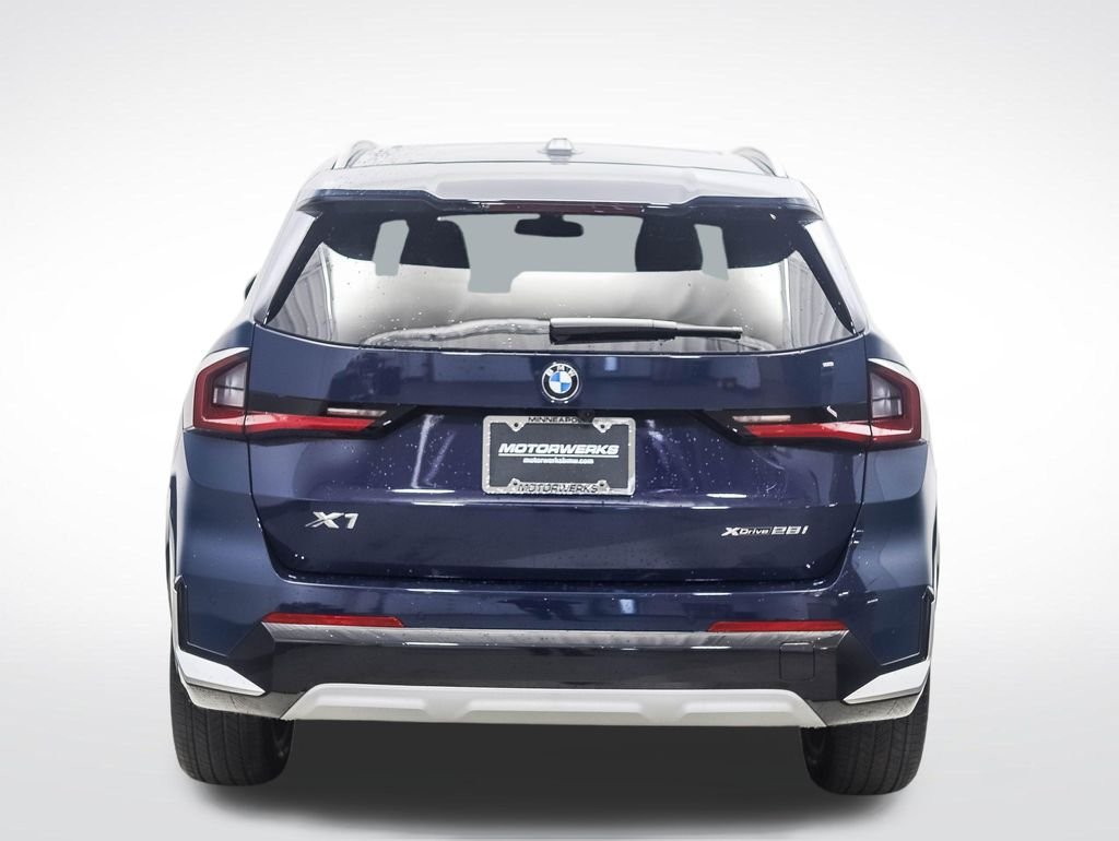 Used 2026 Blue Metallic BMW xDrive28i image 4